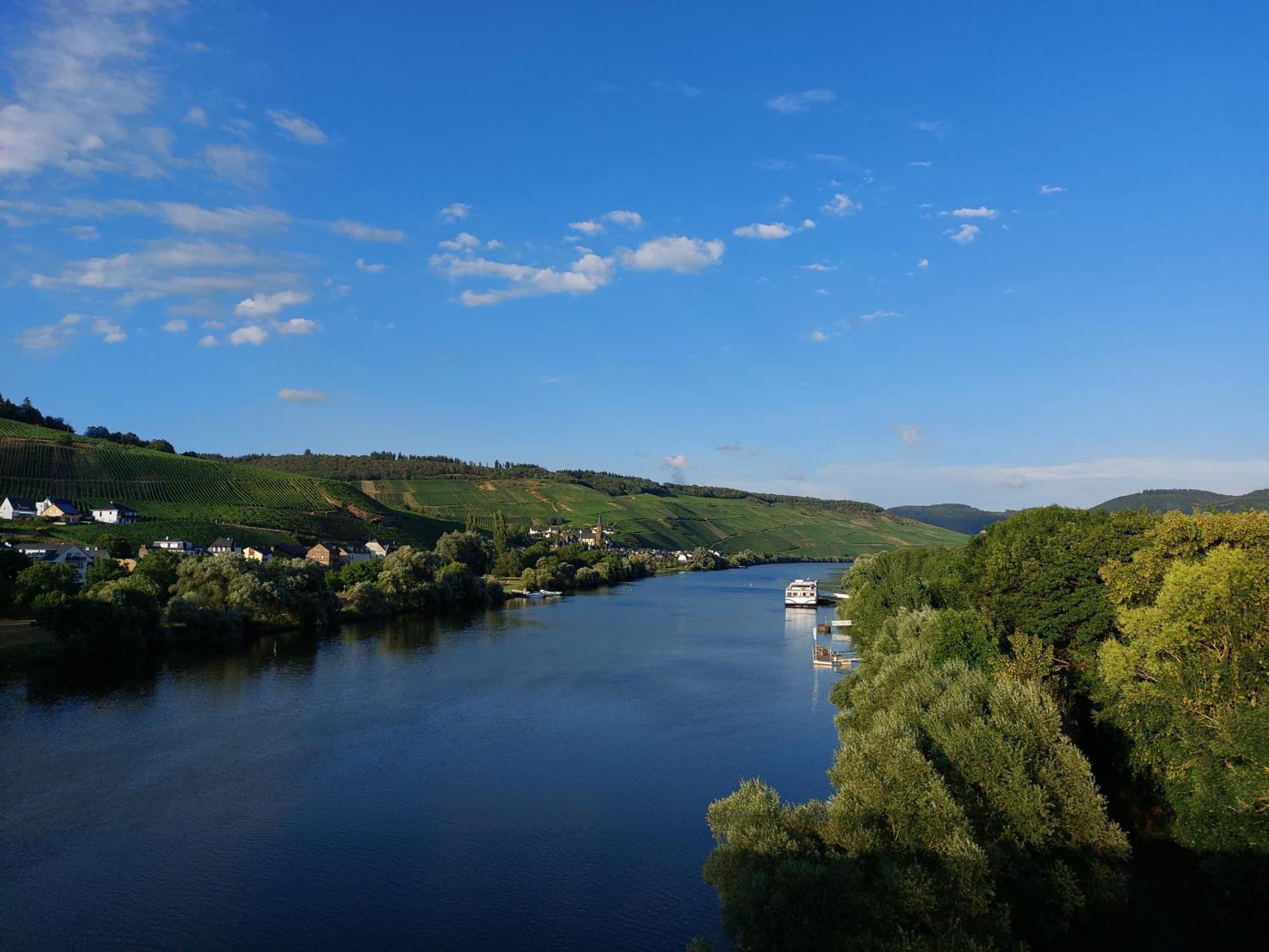 Ferienwohnungen Zum Niederberg Lieser Kültér fotó
