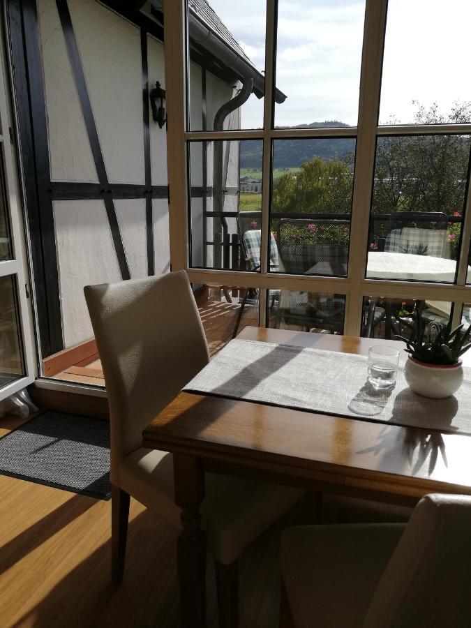 Ferienwohnungen Zum Niederberg Lieser Kültér fotó